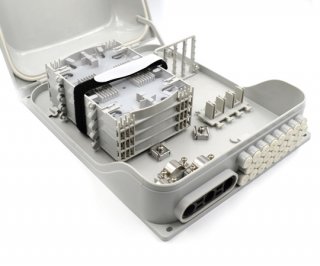 24 Adapter Slot 96 Splice Termination Box 27 Ports
