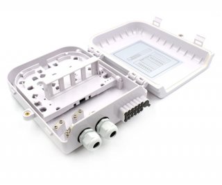 8 Adapter Slot 16 Splice Termination Box 14 Ports