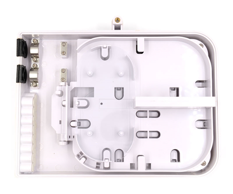 16 Adapter Slot 24 Splice Termination Box 18 Ports B8
