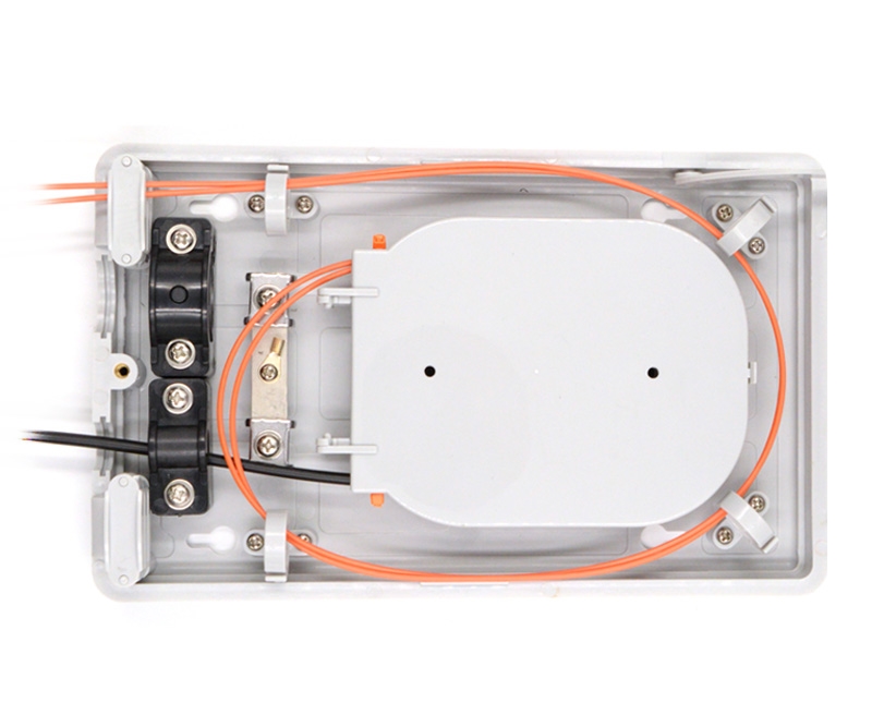 12 Splice Fiber Optic Termination Box 26 Ports